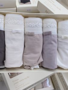 Lace Trimmed mid Waist Womens Shorts Ultrafine Modal Breathable Triangle Underwear Skin-friendly 5-Pack Youth Casual Briefs