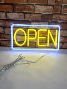 ป้ายไฟ ป้ายไฟร้าน ป้ายไฟตัวอักษร ป้ายไฟวิ่ง ป้ายไฟนีออน ป้ายไฟled ป้ายไฟOPEN สีเหลือง ขอบขาว