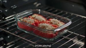 Rubbermaid 3.2 Cup/757ml Medium Brilliance Glass Clear BPA Free and Leak Proof Medium