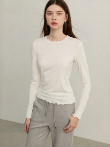 D-PLAY | Áo Blouse Cổ Tròn Pha Lụa Trắng