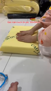 Gối Nằm Cao Su 30x50cm Phù Hợp Cho Người Thích Nằm Thấp Và Học Sinh