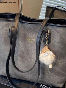 Fashionable Large Capacity Single Shoulder Commuter Bag Womens Tote Bag for Class Spring Summer New Style Casual Simple Style