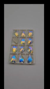 คริสตัลหยดน้ำ K9 คริสตัลหยดน้ำเหมือนแท้ คริสตัลกลมมีรูสำหรับเย็บ คริสตัลน้ำมันก๊าด ใช้งานประดับชุดลิเกและเครื่องประดับลิเก