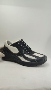 Graphity Footwear CX233943 Sepatu Olahraga Bulu Tangkis Hitam Putih