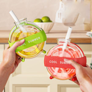 Creative ICE CUBE แม่พิมพ์สายรัดหลอดเครื่องทําน้ําแข็งพลาสติกแบบพกพาถ้วยน้ําแข็งกาต้มน้ําออกกําลังกายกลางแจ้งขวดเครื่องดื่ม ICE CUBE ถาด