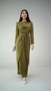 Elea Dress Gamis Satin Slik: Pilihan Terbaru Untuk Wanita Kekinian