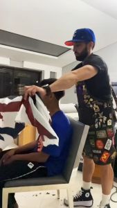 Salon Haircut Cutting Hair Waterproof Cloth Haircut Salon Barber Cutting Cape Hairdressing Apron Shave Cape cutting hair