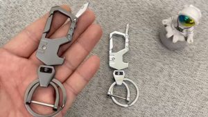 Multi Functional Mens Aluminum Alloy Car Keychain key ring Opener Waist Hanging 360° ROTATE