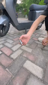 osens-กันขโมยมอเตอร์ไซค์ ล็อคเบรกมือมอเตอร์ไซค์ เหมาะกับรถมอเตอร์ไซค์ สกูตเตอร์ ตัดและทำลายยาก ติดตั้งง่าย กันขโมย ใช้งานง่า