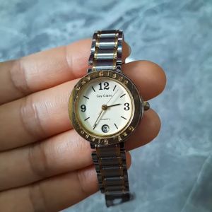 Đồng hồ nữ Gay Giano có lịch dây thép second hand si nhật- đã qua sử dụng