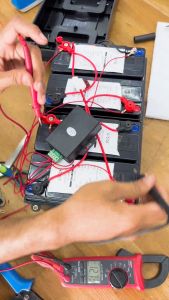 battery Equalizer อุปกรณ์บาลานซ์แบตตะกั่ว ป้องกันแบตเสื่อม ยืดอายุการใช้งานสำหรับแบตตะกั่ว 0-48V 0-72V 0-96V (5Ah) พร้อมสายบาลานซ์