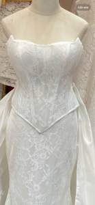 ÁO REN CÚP KHUNG CROSET MIX VÁY CƯỚI TẠO KIỂU