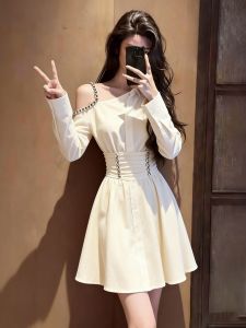 QFN | Off-Shoulder Waist-Cinching Dress Autumn New Arrival