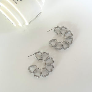 Womens Hollow out Silver Needle Earrings Floral Design Fashionable Unique Style 2025 New Trendy 925 Sterling Silver Jewelry