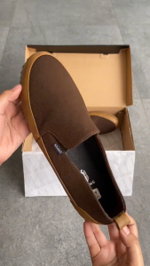 KHANS - Sepatu Slip On Pria - Kylian Brown