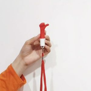 Souvenir Pulpen Promosi Model Jari Jempol Custom Logo