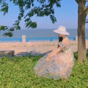 Mũ Lồng Đèn Lưới Đai Ngọc Sang Chảnh