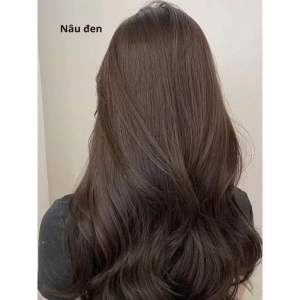 Dầu gội nhuộm tóc Komi Nhật Bản chính hãng màu đen giúp phủ nhuộm tóc phủ bạc nhanh chóng chai 500ml có lược