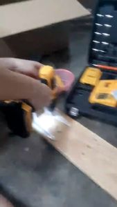 MOKETAสว่านไฟฟ้า สว่านไร้สาย 288v สว่านแบตเตอรี่ เจาะกระแทกได้ มาพร้อมกับแบตเตอรี่ลิเธียมไอออน 2 ก้อน ใช้งานนาน