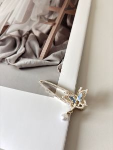 New Chinese Style Butterfly Hair Clip Vintage Pearl Pendant Side Hair Clip Bangs Clip Womens Hair Accessories Elegant Triangular Shape