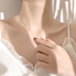 【Bestella✨COD】Kalung Mutiara Kupu Multilapis Retro Aksesori Perhiasan Choker Kalung Emas Kristal Elegan