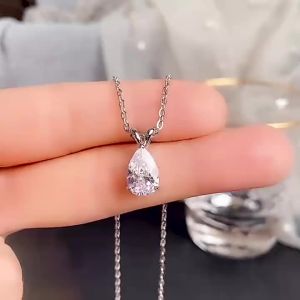 Huitan Water Drop Cubic Zirconia Crystal Womens Necklace Simple and Elegant Female Accessories Gift Wedding Jewelry 2021 Trendy