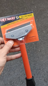 Dũi Xủi Cán Ngắn VIỆT NHẬT dài 30 cm Đa Năng – Dụng Cụ Vệ Sinh & Xử Lý Bề Mặt Gia Dụng