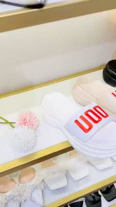 Dép bánh mì UOO chữ thêu đế xuồng HALEY STORE quai ngang nhẹ êm chân trẻ trung năng động tiện lợi đi chơi đi học rẻ bền đẹp