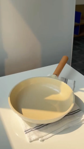 Chảo chống dính phủ gốm xtrema Haatz size 24cm dùng mọi loại bếp an toàn sức khỏe dễ vệ sinh