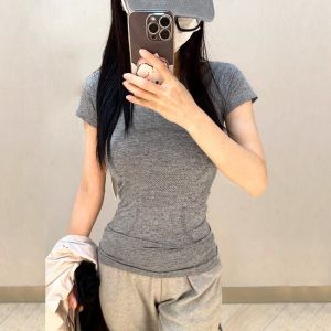 Womens Fitness Running Tight Short Sleeve T-Shirt Breathable Quick Dry Sweat Absorbent Slimming Yoga Sportswear Nylon