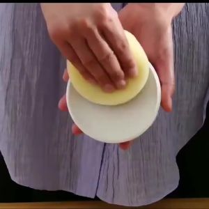 ครีมขัดรองเท้าขาว น้ำยาขัดรองเท้าขาว ขจัดรอยขีดข่วน ลบขอบดํา ครีมทําความสะอาด อเนกประสงค์ พร้อมฟองน้ำสำหรับขัด