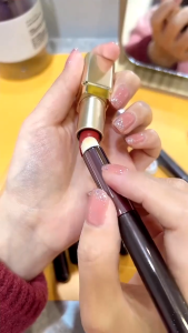 2pc Bàn chải môi chuyên nghiệp Kem che khuyết điểm đầu tròn Bàn chải trang điểm di động