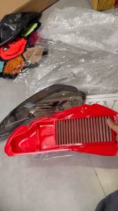 Bộ ốp pô e và lọc gió KN đỏ thép xe Vario 160 đời 2023 trở đi.