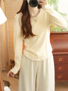 Áo Thun Dài Tay Màu Trắng Phong Cách Đức Dễ Thương Áo Lót Bên Trong Ngắn Mùa Thu Đông Áo Thun Nữ Cỡ Lớn Giúp Thon Gọn