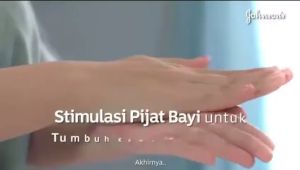 JOHNSONS BABY OIL / minyak bayi jhonsons