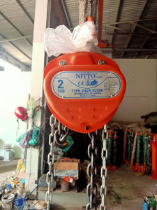 Giá móc pa lăng xích kéo tay 1 tấn cùm treo pa lăng 1 tấn - tó 3 chân (Không bao gồm 3 thanh sắt ống và palang) - Cơ Khí Liên Sơn