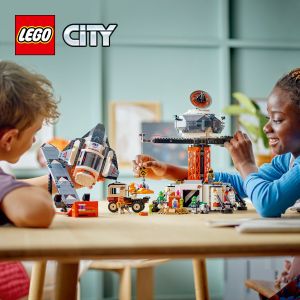 LEGO City 60434 Space Base and Rocket Launchpad Set (1422 Pieces) Mainan Balok (8 Tahun+)