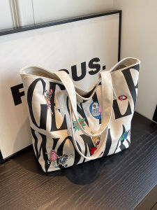 Large Capacity Canvas Tote Bag Womens Fashion Cartoon Handbag University Students Class Single Shoulder Bag Soft Texture Zipper Closure