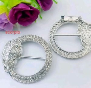 Bros ring 2 in 1 blucle pin Bros multifungsi sudah ada peniti tempel(bisa Bros sekalian ring)