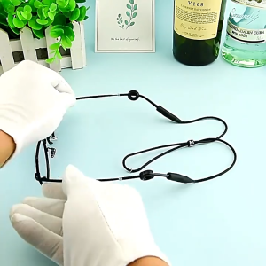 Bộ dây giữ kính chống rơi trượt gồm cài tai và dây đeo