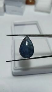 1พลอยแซฟไฟร์ดิบพร้อมส่ง