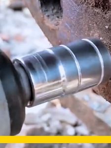 14Pcs Nut Extractor Tool Set Broken Nut Bolt Socket Remover Stripped Nut Remover with Hex Adapter