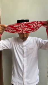 Syal Batik Tradisional Cukin Merah Putih Gaya Modern