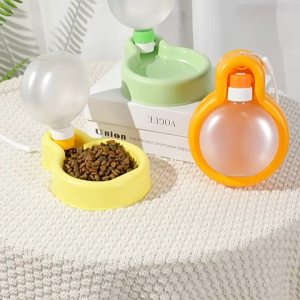 Bình nước kèm máng uống cho Chó mèo đi dạo hình quả bóng bay dung tích 350ml (mẫu mới) - Hara Pet store
