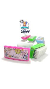 Sikat Cuci Pakaian Warna Random & Tradisional: Alat Pencuci Praktis untuk Pemula