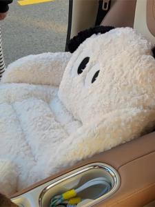 เบาะรถหนาแบบหนา อบอุ่น ขนแกะ น่ารัก สำหรับผู้ขับขี่หลังคันเดียว สำหรับฤดูหนาว ส่งของขวัญให้แฟนสาว เบาะรถที่นั่งแบบอเนกประสงค์