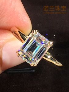 18K Gold D Color Cultivated Diamond Ring Womens Wedding Band Rectangle Ice Sugar Ring Hip Hop Style Synthetic Diamond Jewelry