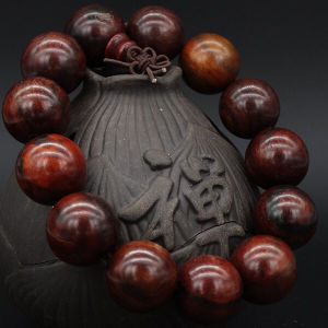 สร้อยข้อมือไม้สัก 108 ลูกปัด สร้อยข้อมือสวดมนต์สำหรับผู้ชายและผู้หญิง สไตล์ฮินดู-สากล สร้อยข้อมือไม้สักสีแดง