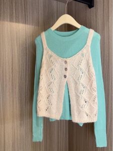 เสื้อกั๊กถักแขนยาวผู้หญิงฤดูใบไม้ร่วง 2025 เสื้อชั้นในสีเขียวเสื้อชั้นในชั้นในแบบทวีดีไซน์แบบสองชิ้น