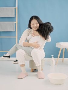 Ghế Gội Đầu Cho Bé Gấp Gọn – Chống Trượt Có Bồn Nước An Toàn 6 Tháng – 6 Tuổi